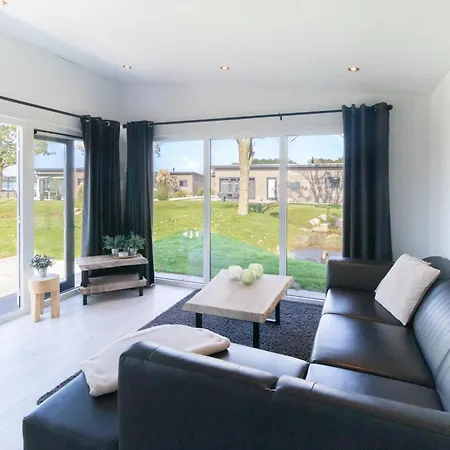 Waterzicht Chalet Nulde - Rust & Ruimte Voor 5 Personen Chalet
